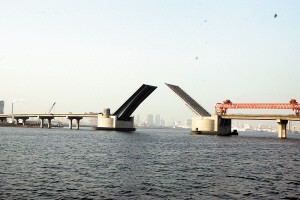 Asia-largest-bascule-bridge.jpg